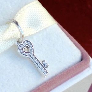 Authentic Pandora Symbol of Trust Charm